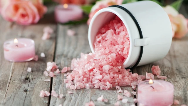 bai-viet/luu-y-quan-trong-khi-su-dung-muoi-hong-cho-be-an-dam.html