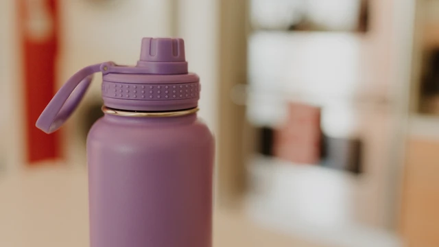 bai-viet/mach-ban-cach-khu-mui-binh-nhua-dung-nuoc-hieu-qua.html