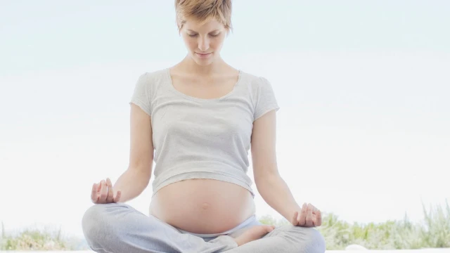 bai-viet/mach-ban-nhung-bai-tap-yoga-cho-ba-bau-3-thang-cuoi-thai-ky.html