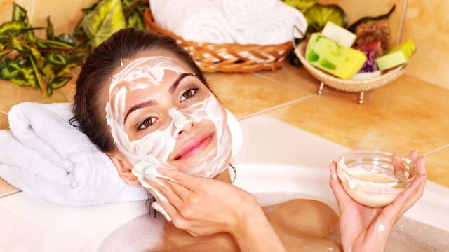 bai-viet/mat-na-sua-chua-khong-duong-loi-ich-va-cach-dung-an-toan.html