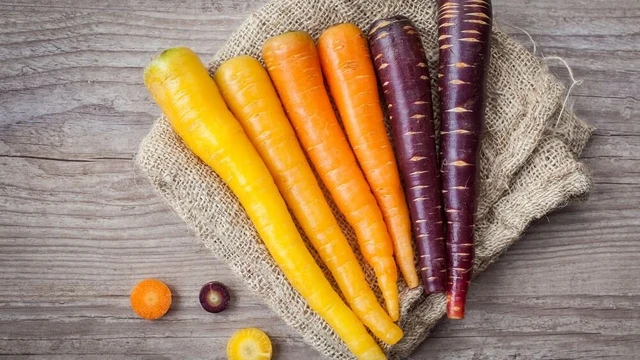 bai-viet/melanin-co-trong-thuc-pham-nao-tac-dung-voi-da-ra-sao-52391.html