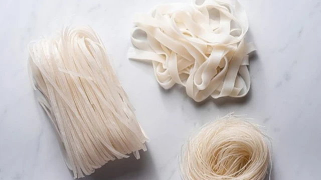 bai-viet/mi-gao-bao-nhieu-calo-an-mi-gao-giup-giam-can-khong-70796.html