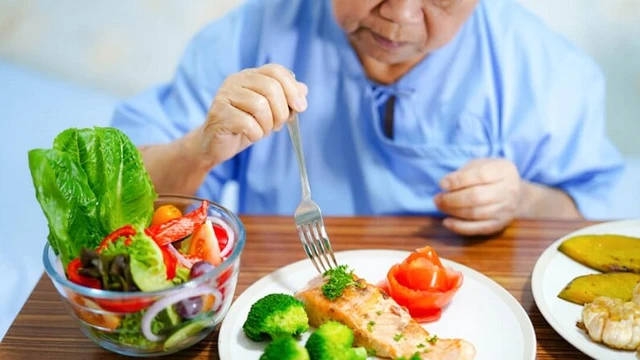 bai-viet/mo-ruot-thua-xong-nen-an-gi-thuc-don-cho-nguoi-mo-ruot-thua.html