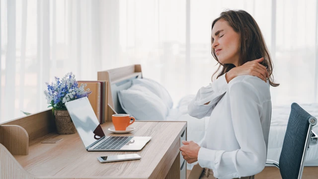 bai-viet/mot-so-bai-tap-co-vai-gay-giup-giam-dau-hieu-qua-ma-ban-co-the-tham-khao.html