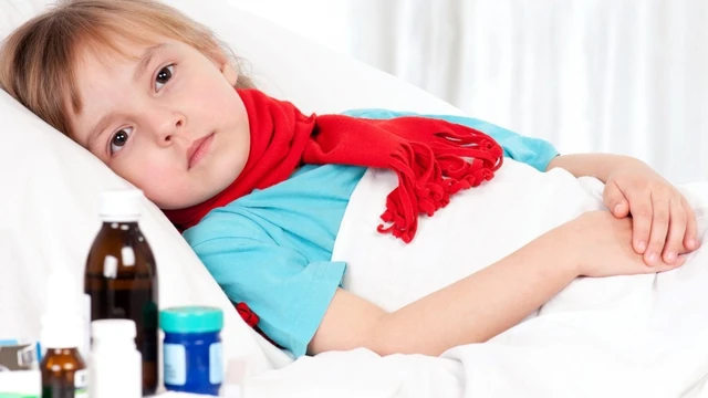 bai-viet/mot-so-cach-dieu-tri-sot-nong-lanh-tai-nha-60889.html