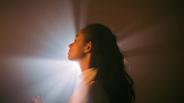 bai-viet/mu-mau-hoan-toan-la-gi-nguyen-nhan-dau-hieu-nhan-biet-va-cach-khac-phuc.html