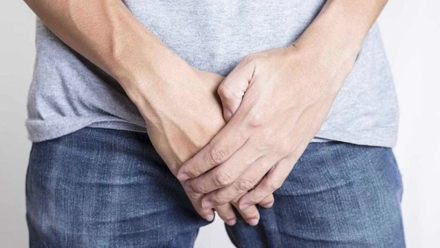 bai-viet/mun-nuoc-o-bo-phan-sinh-duc-nam-nguyen-nhan-trieu-chung-va-cach-dieu-tri.html