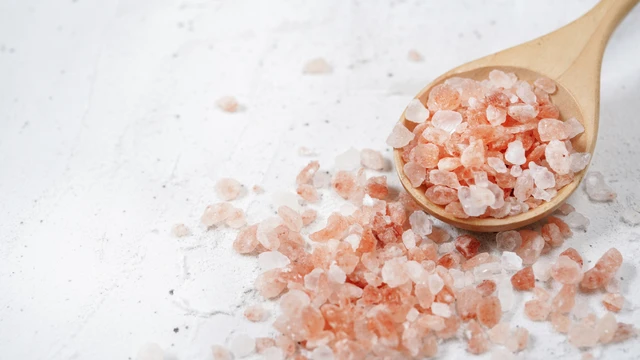 bai-viet/muoi-hong-khac-gi-voi-muoi-an-loi-ich-cua-muoi-hong-doi-voi-suc-khoe.html