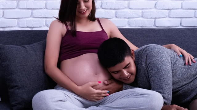 Muốn sinh con khi chồng bị viêm gan B có được không?
