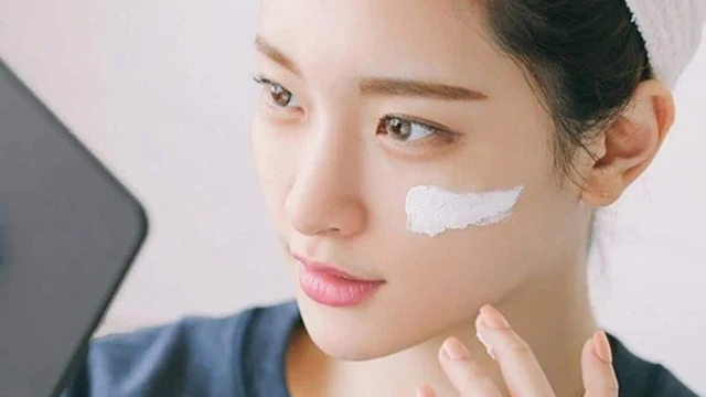 bai-viet/muon-van-thong-tin-huu-ich-ve-kem-chong-nang-vat-ly-ma-chi-em-nao-cung-can-biet-53773.html