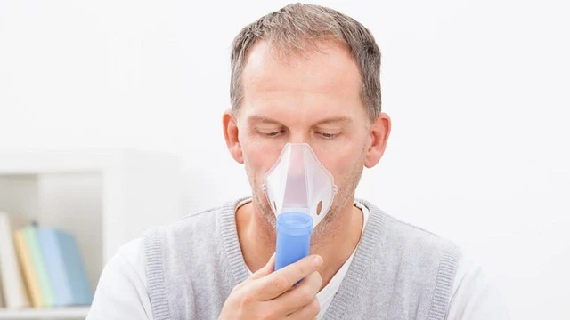 bai-viet/nen-luu-y-dieu-gi-khi-su-dung-may-xong-khi-dung-dieu-tri-benh-tai-mui-hong-58373.html