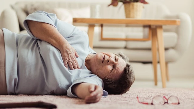 bai-viet/ngat-xiu-co-nguy-hiem-khong-nguyen-nhan-khien-nguoi-benh-ngat-xiu.html