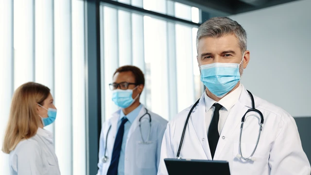 bai-viet/nghien-cuu-xac-nhan-viec-khoi-phuc-viec-deo-khau-trang-se-han-che-su-bung-phat-cua-vi-rut-trong-benh-vien.html