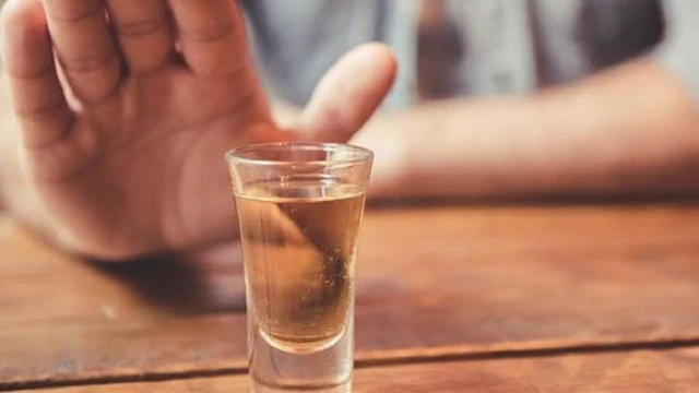 bai-viet/ngo-doc-ruou-ran-nguyen-nhan-cach-xu-tri-va-phong-tranh-54841.html