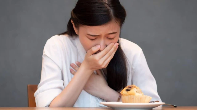 bai-viet/ngo-doc-thuc-pham-uong-gi-nhung-dieu-can-luu-y.html