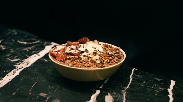 bai-viet/ngu-coc-noi-tiet-co-tac-dung-gi-va-co-nen-su-dung-thuong-xuyen-khong.html