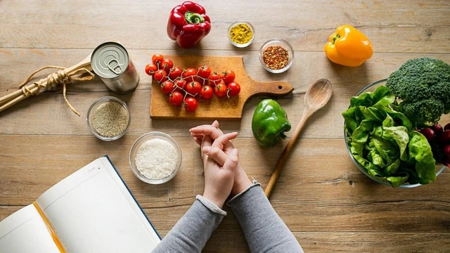 bai-viet/nguoi-bi-huyet-ap-thap-khong-nen-an-gi-de-dam-bao-suc-khoe.html