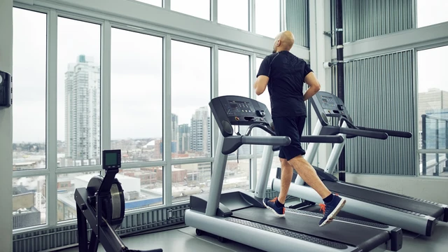 bai-viet/nguoi-khang-insulin-nen-tap-cardio-hay-tap-ta-de-on-dinh-duong-huyet.html