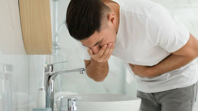 bai-viet/nhan-biet-dau-hieu-ngo-doc-thuc-pham-va-nhung-dieu-luu-y.html