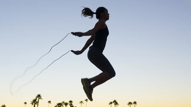 bai-viet/nhay-day-co-giam-mo-bap-tay-khong-giai-dap-chinh-xac-nhat.html