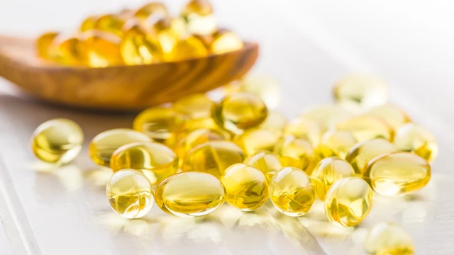 bai-viet/nhieu-nguoi-nham-lan-giua-dau-ca-va-omega-3-vay-phan-biet-the-nao.html