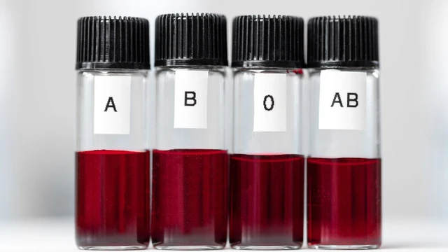 bai-viet/tim-hieu-thong-tin-ve-nhom-mau-vai-tro-quan-trong-trong-cap-cuu-y-te.html