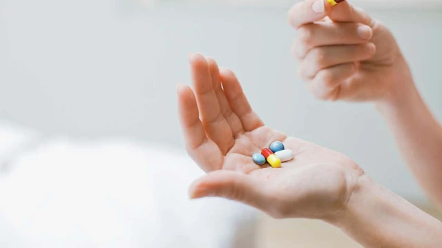 bai-viet/nhom-thuoc-dieu-tri-benh-hoang-tuong.html