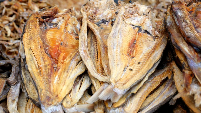 bai-viet/nhung-cach-bao-quan-ca-kho-khong-can-tu-lanh.html