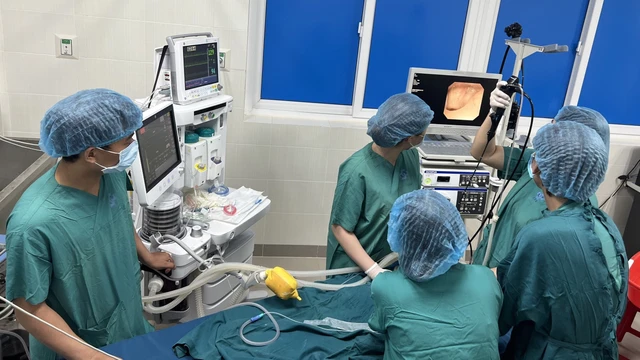 bai-viet/nhung-dieu-ban-can-biet-ve-noi-soi-phe-quan-ong-mem.html