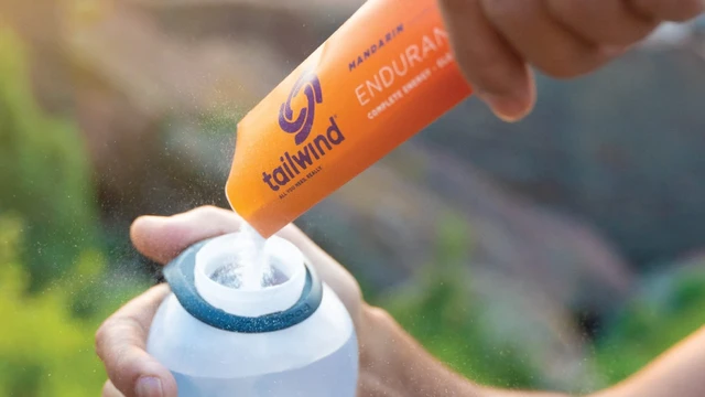 bai-viet/nhung-loai-nuoc-bu-dien-giai-tot-nhat-va-cach-bu-dien-giai-khi-van-dong-70318.html