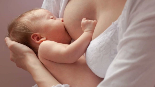 bai-viet/nhung-loai-trai-cay-gay-mat-sua-me-cho-con-bu-nen-can-nhac-khi-su-dung.html