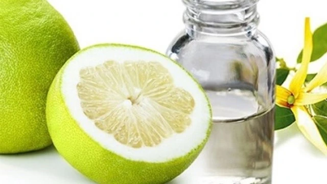 bai-viet/nhung-tac-dung-cua-tinh-dau-buoi-va-cach-su-dung-hieu-qua-66159.html