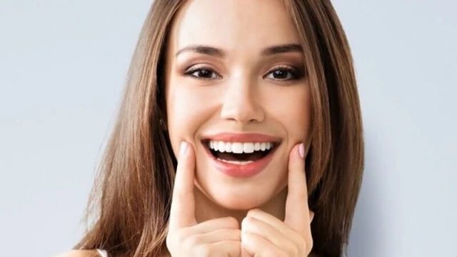 bai-viet/nhung-truong-hop-rang-lech-lac-can-chinh-nha.html