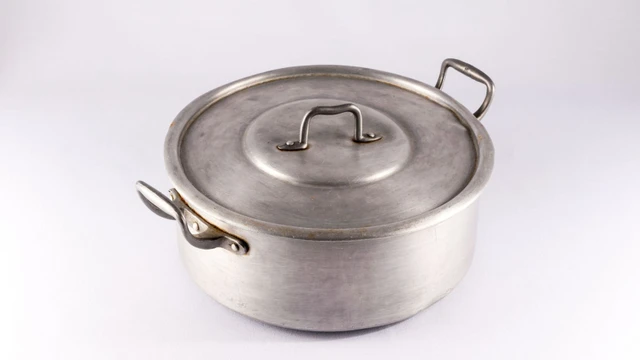 bai-viet/noi-nhom-co-doc-khong-cach-su-dung-an-toan-cho-gia-dinh.html