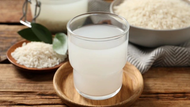 bai-viet/nuoc-gao-len-men-bi-quyet-duong-da-sang-min-tu-nhien.html