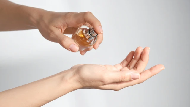 bai-viet/nuoc-hoa-het-han-co-dung-duoc-khong-cach-nhan-biet-nuoc-hoa-het-han.html