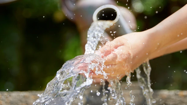 bai-viet/nuoc-tho-la-gi-dac-diem-nguy-co-va-cac-phuong-phap-xu-ly.html