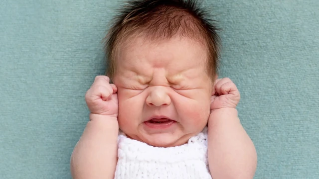 bai-viet/phai-lam-sao-khi-tre-so-sinh-kho-ngu-noi-ban-khoan-cua-cac-bac-cha-me.html