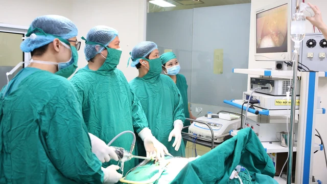 bai-viet/phau-thuat-cat-nang-ong-mat-chu-la-gi.html