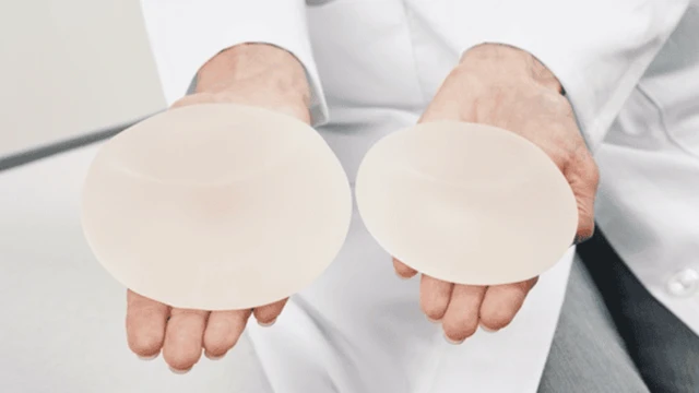 bai-viet/phau-thuat-nang-nguc-bao-hanh-bao-lau.html