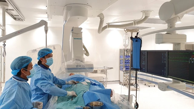 bai-viet/phuong-phap-tace-la-gi-uu-va-nhuoc-diem-cua-tace-trong-dieu-tri-ung-thu-gan.html