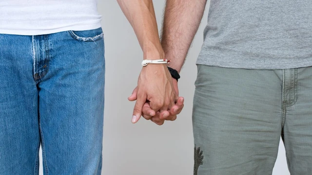 bai-viet/quan-he-dong-tinh-co-nguy-hiem-khong-cach-de-dam-bao-an-toan.html