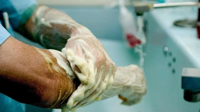 bai-viet/quy-trinh-rua-tay-ngoai-khoa-nhu-the-nao.html