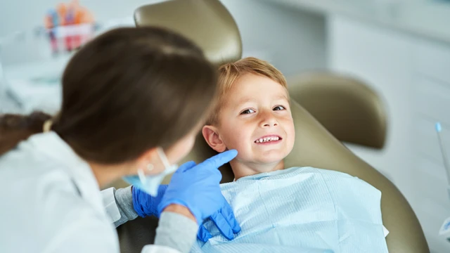 bai-viet/rang-can-luoi-thuong-xuyen-thoi-quen-xau-va-dau-hieu-cua-benh-ly.html