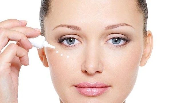 bai-viet/review-kem-tri-bong-mat-tot-nhat-tac-dung-nhanh-61733.html