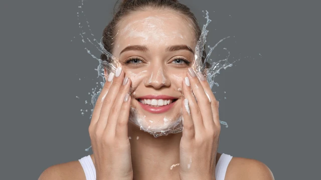 Rửa mặt bằng nước vo gạo bao lâu thì trắng da? Một số cách rửa mặt bằng nước vo gạo?