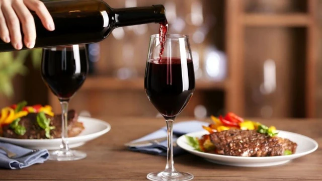 bai-viet/ruou-vang-la-gi-uong-ruou-vang-co-tot-khong.html