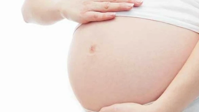 bai-viet/giai-dap-thac-mac-ba-bau-co-dung-duoc-phan-rom-khong-58616.html