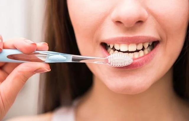 bai-viet/moi-tuong-quan-giua-viem-noi-tam-mac-va-nhiem-khuan-rang-mieng-47803.html