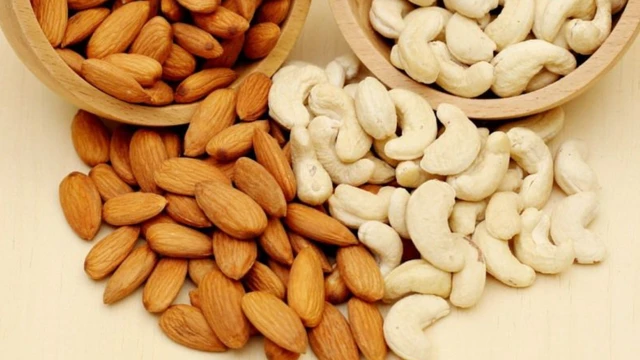 bai-viet/so-sanh-hat-dieu-va-hanh-nhan-hat-nao-tot-hon.html